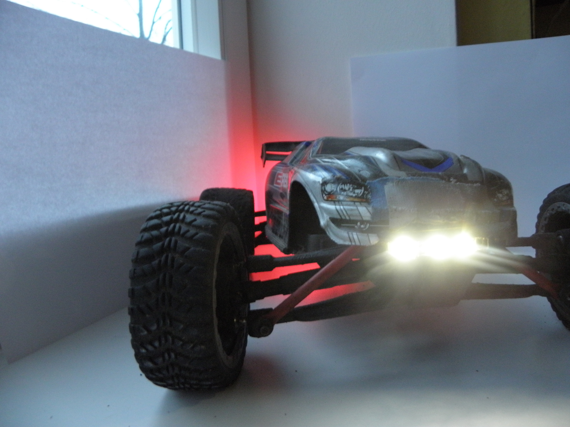 Traxxas Revo VXL Frontlicht